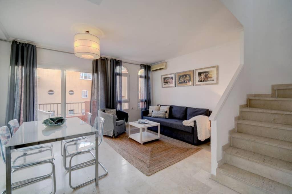 Appartamento Duplex Con Vistas Al Mar La Línea de la Concepción Esterno foto