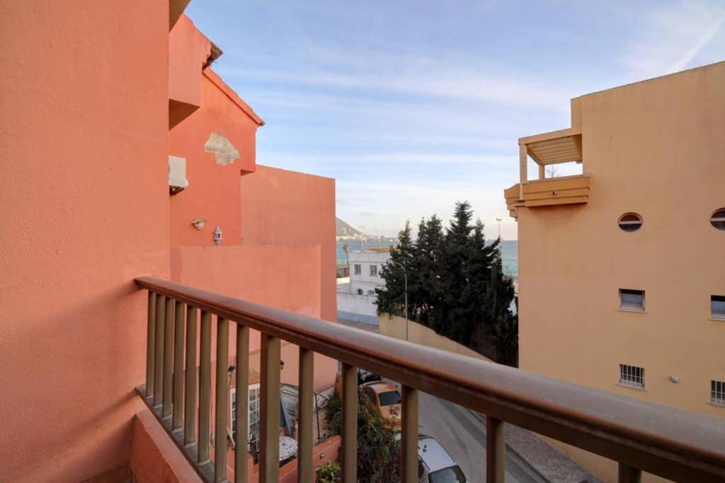 Appartamento Duplex Con Vistas Al Mar La Línea de la Concepción Esterno foto