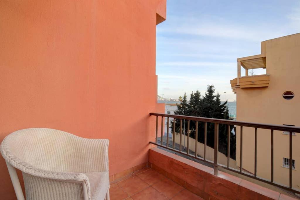 Appartamento Duplex Con Vistas Al Mar La Línea de la Concepción Esterno foto