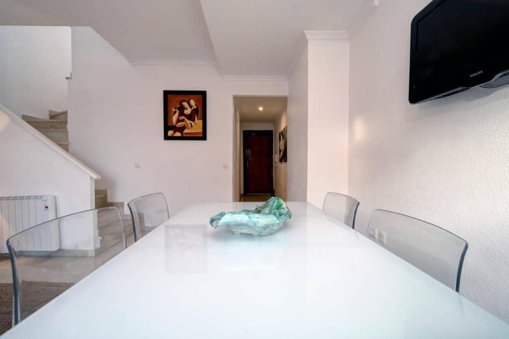 Appartamento Duplex Con Vistas Al Mar La Línea de la Concepción Esterno foto